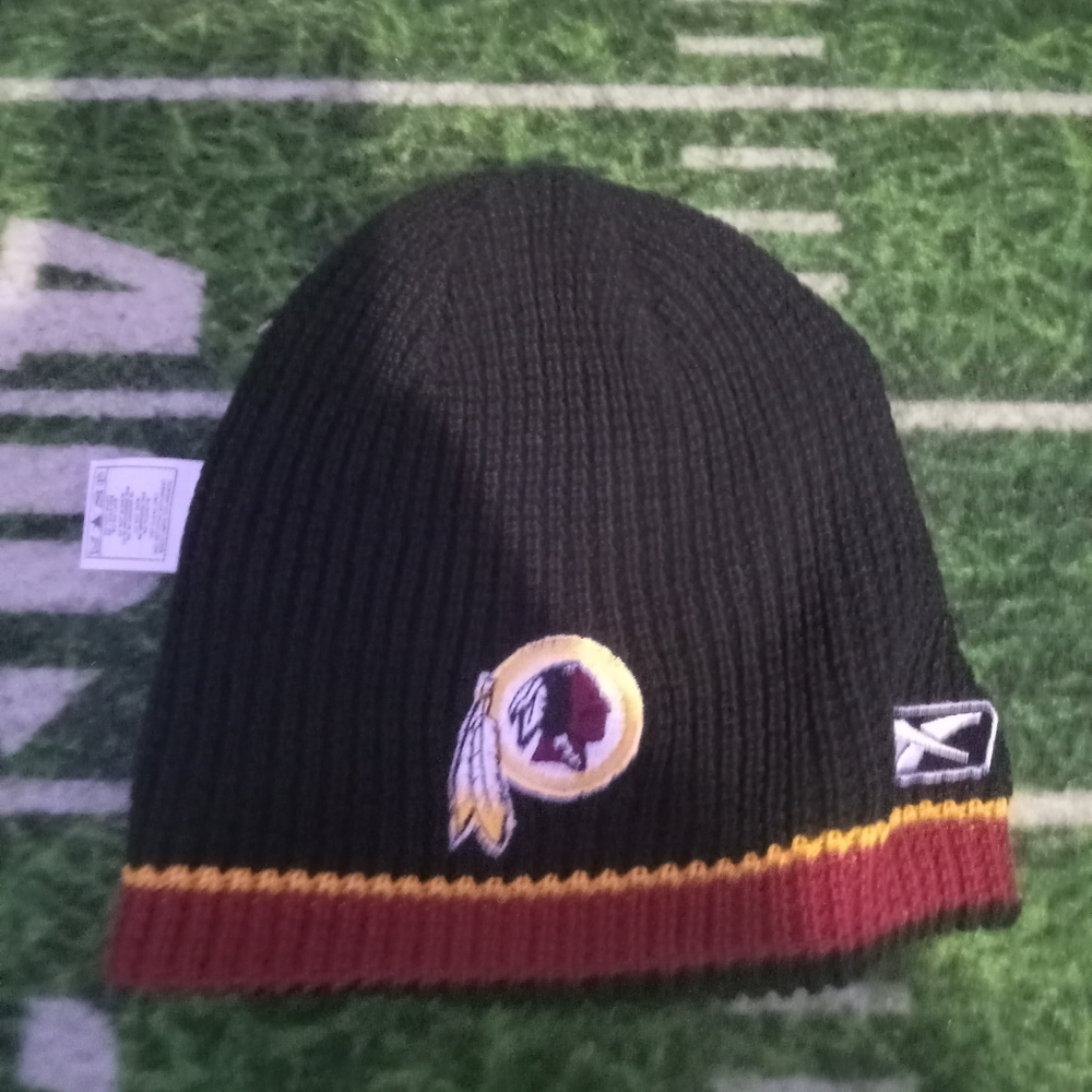 Washington Redskins Youth Reversable Knit Cap Beanie Hat NWT